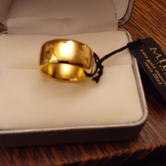 14k YELLOW GOLD POLISHED BAND RING ITALY SIZE 6NEW